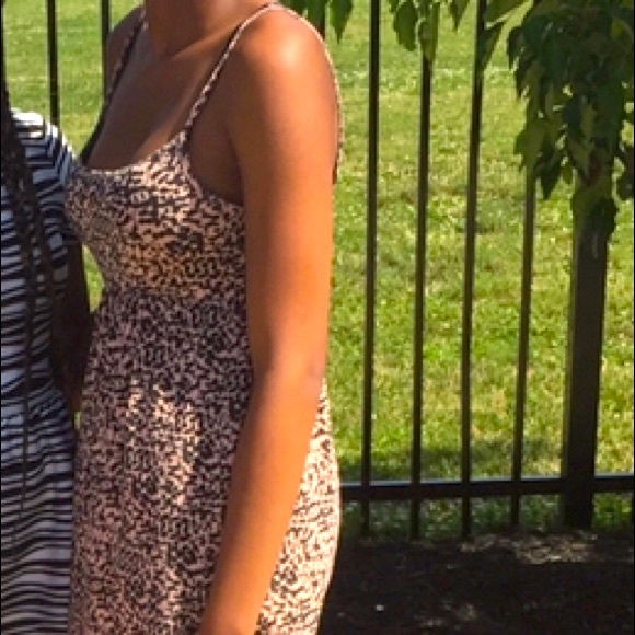 H&M Dresses & Skirts - H & M Spaghetti Strap Dress